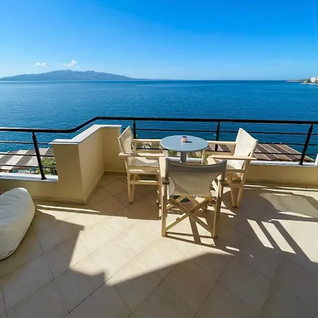 Apartment Beachfront
