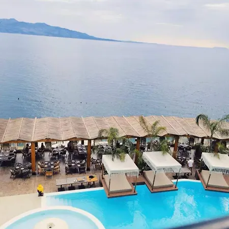 Beachfront Apartment Sarande